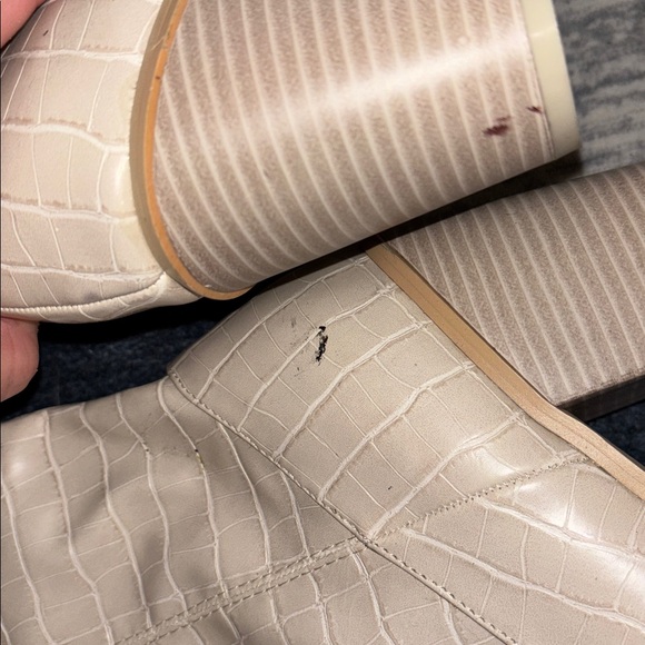 LULUS never worn knee high croc embossed boots - Picture 3 of 3